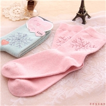 精品外贸兔羊毛女袜子大雪花卡通袜厂家批发价10双起售保暖短袜