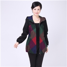 新款纯棉中老年妈妈装带帽夹克中老年女装风衣带帽外套厂家直批