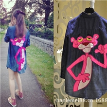 2013秋装最新粉红卡通豹刺绣贴布装饰宽松长款牛仔衬衫外套#648