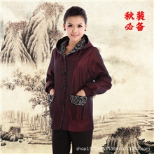 东方-中老年女装秋装外套中年女装妈妈装风衣外套大码女装连帽