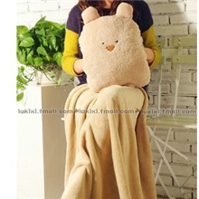 批发毛绒玩具卡通方熊空调毯抱枕被子三用靠垫豆豆熊暖手捂