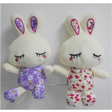 婚庆娃娃毛绒玩具批发碎花兔兔公仔LOVE兔情人节生日礼物米菲兔