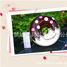 礼品厂直销，动物糖果盒，甜甜圈，甜品盒，塑料盒，小猪，草莓，