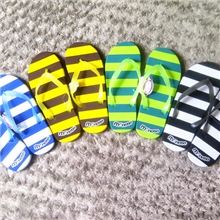 泰国小猴子monono大猴男士夜光人字拖鞋条纹淘宝爆款直销批发