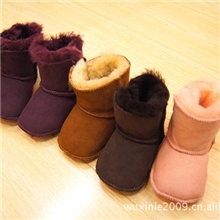 批发采购皮毛一体纯羊毛婴儿鞋儿童靴子学步鞋雪地靴羊毛童鞋