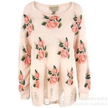 (现货）破洞辣椒玫瑰花毛衣