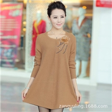 濮院针织衫批发冬装新款韩版中长款宽松大码纯色毛衣套头女式