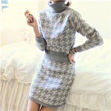 高领长袖提花千鸟格毛衣配包臀半截短裙套装