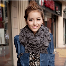 X024厂家直销韩国秋冬天女士围巾毛线围脖批发纯色流苏加厚头套