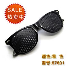 2013年EBAY热销小孔针孔眼镜抗疲劳眼镜防近视眼镜现货供应