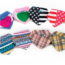 卖家推荐2013新款狗围嘴围嘴新款狗狗围嘴款式新颖