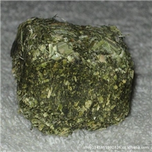批发供应小宠物进口磨牙草砖可代替苜蓿草香绿饲料颗粒一件20公斤