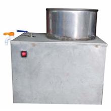 洗发水设备，沐浴露机器，洗衣液乳化机，洗洁精机器。