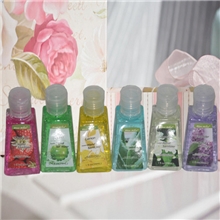 厂家直销暴款新品自产自销6种香型29ML免洗洗手液美妆时尚