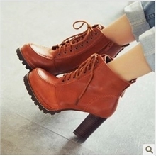 2013秋冬新款韩版高跟鞋马丁靴防水台粗跟女短靴特价批发