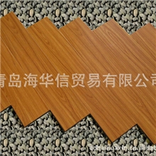 12mm厚中国名牌强化木地板家用E1级环保复合木地板6898