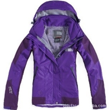 批发供应两件套抓绒可拆卸女冲锋衣女正品登山衣服