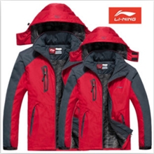 品牌户外情侣冲锋衣防风防水徒步加绒加厚冲锋衣男女装360/361