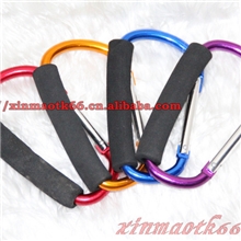 大号登山扣大D扣拎手提物器轮滑提鞋扣9*135