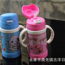 厂家供应儿童吸管不锈钢保温杯带手柄吸管保温杯奶瓶卡通保温壶