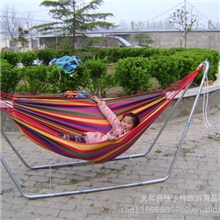 厂家批发吊床、帆布吊床、棉布吊床。批发价每个14.5元(3种颜色）