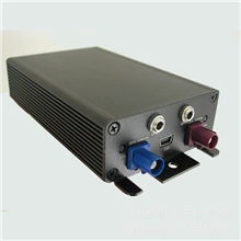 供应高端gps车辆定位器汽车追踪器提供监控平台