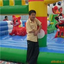 供应充气玩具。大型充气玩具。儿童玩具。手摇船。