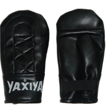 黑色拳击沙袋手套体育用品批发商体育健身器材批发领航体育