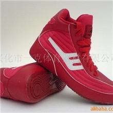 供应摔跤鞋拳击、散打、跆拳道系列产品