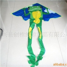 供应各类风筝，卡通风筝，广告风筝，三角风筝，立体