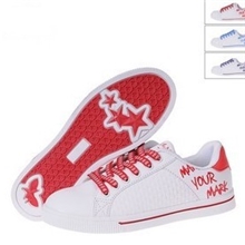 专柜正品秋季新款运动鞋特价经典潮流女板鞋QY19招全国代理