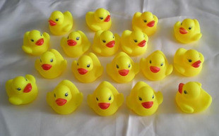 可爱儿童宝宝婴儿会叫捏捏响游泳戏水小鸭子洗澡游泳玩具20个一袋