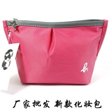 迷你小包包厂家批发尼龙防水韩版可爱小手拎化妆包多色女包