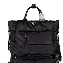 P家新款女包女士手提手腕羽绒太空包一件代发BN2616黑色品牌包包