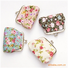混批现货供应碎花小玫瑰花花布零钱包&middot;口金包可当小礼品