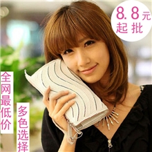厂家直销夏季新款韩版波浪纹女式包潮手拿包斜挎单肩小钱包包批发