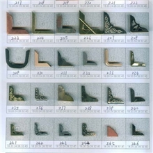 【厂家大量供应文具配件】包角