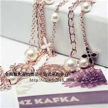 丽银/丽贝丽影厂家直销合金镶珍珠花卉项链高档毛衣链正品