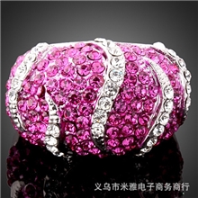 义乌厂家生产高质量小饰品代理批发时尚女式水钻镀白金戒指指环