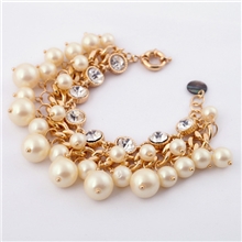 小额混批青岛日韩国版饰品批发FD珍珠钻多层手链厂家直销