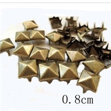 金字塔钉/服饰配件DIY柳钉/金属钉/朋克铆钉/青古铜色方钉批发