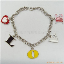 大量生产DIY手链饰品韩版手链挂饰情侣手链