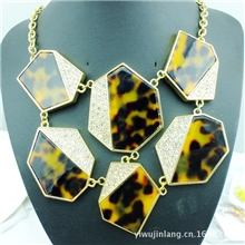 韩版新款时尚明星潮流夸张项链几何醋酸板项饰厂家定做