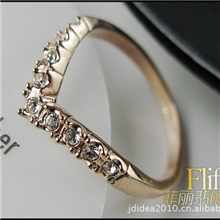 A10150自然简约V型镶钻金色小戒指精致OL外贸戒指