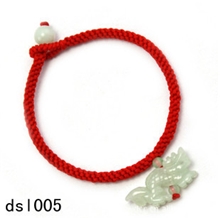 龙年吉祥手链/天然翡翠玉龙红绳手链/男女通用/手工手链/龙年热销