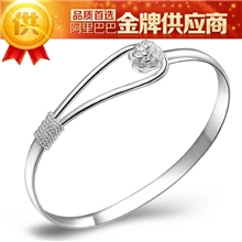 浪漫之花手镯韩版韩国欧美银饰批发流行时尚淘宝爆款大量现货