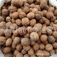 供应纸皮核桃云南103果白皮果云南核桃15KG一件