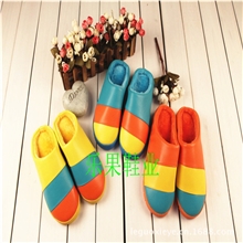 厂家批发供应2013款彩色拼皮PU侧缝防滑棉拖女款