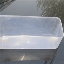 鸽子食盒，鸽子食槽。