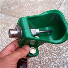 供应优质塑钢猪用饮水碗